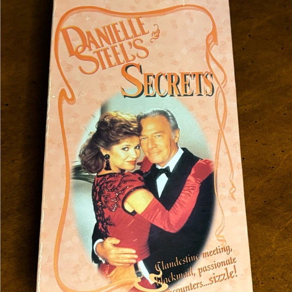 Danielle Steel’s VCR Movie’s, Lot of 10 - Picture 2 of 11